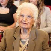 Frasi d'odio contro Liliana Segre, gip condanna la scrittrice Cecilia Parodi