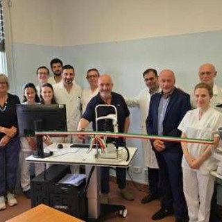 Reggio Emilia, Assit Group dona apparecchiatura per diagnosi e follow up uveite