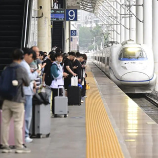 Cina, nuovo record di tratte percorse in un giorno sulla linea ferroviaria