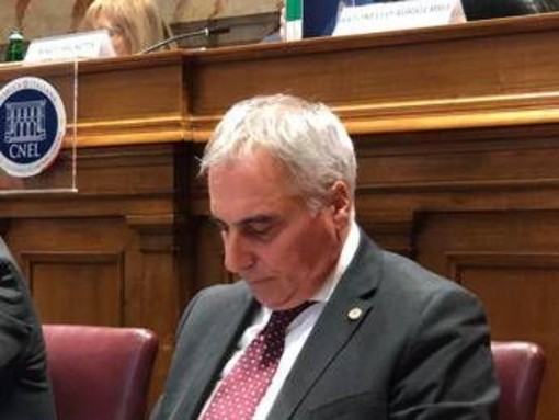 Regioni, Schiavetti (Consiglio reg. Lazio): "Approfondire difficoltà accesso al Sistema Sanitario" Regioni, Schiavetti (Consiglio reg. Lazio): "Approfondire difficoltà accesso al Sistema Sanitario"