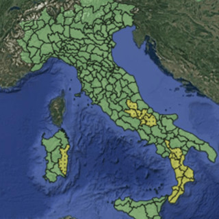 Maltempo, allerta meteo gialla per temporali giovedì 13 agosto: le 5 regioni a rischio Maltempo, allerta meteo gialla per temporali giovedì 13 agosto: le 5 regioni a rischio
