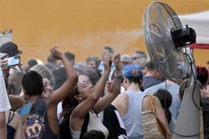 Caldo a oltranza sull'Italia, anticiclone africano Pluto all'attacco: le previsioni meteo
