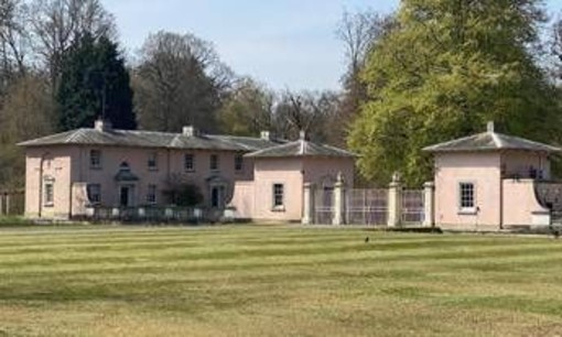 Principe Andrea, quanto paga per vivere nella Royal Lodge? Svelato il contratto